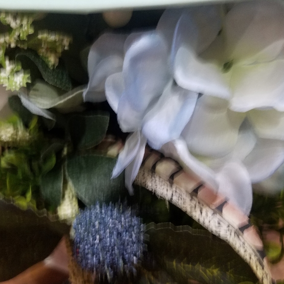 Trunk floral.  Let's stay home! (2 for $60) - Picture 2 of 5